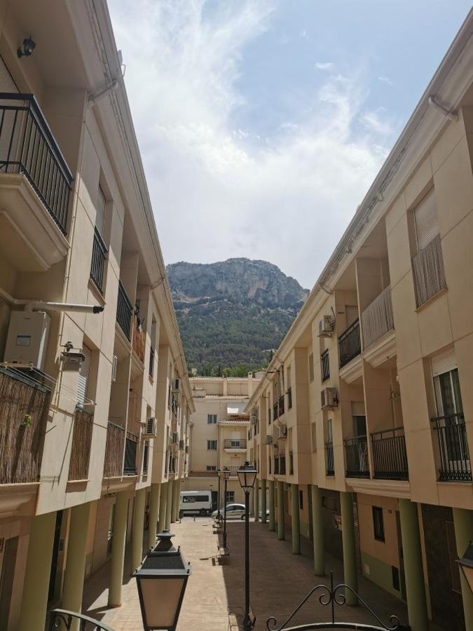 קאסורלה Apartamentos El Trovador מראה חיצוני תמונה